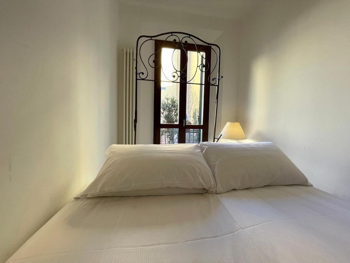 Loft Del Pratello Apartment โบโลญญา ภายนอก รูปภาพ