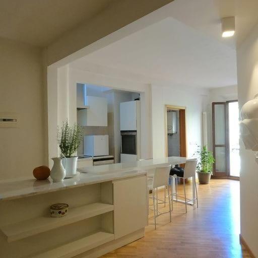 Loft Del Pratello Apartment โบโลญญา ภายนอก รูปภาพ